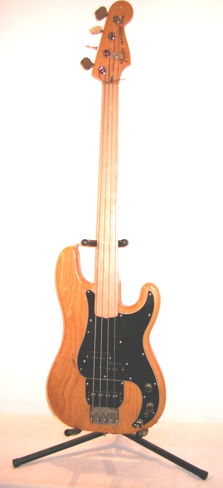 fender precision fretless 1979 4-string